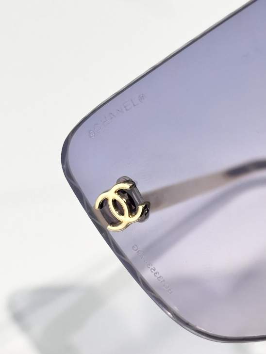 Picture of Chanel Sunglasses _SKUfw76991128fw